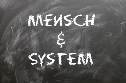 Mensch & System